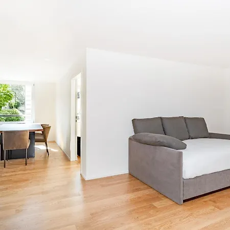 Wollishofen Station, 2 Bedroom, Kitchen & Parking